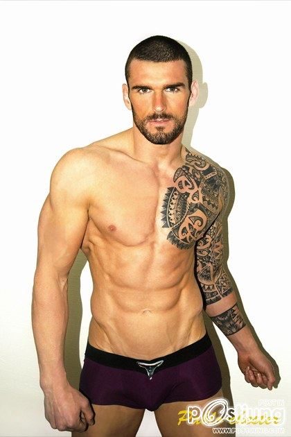 Stuart Reardon by Pablo Chester : HQ images