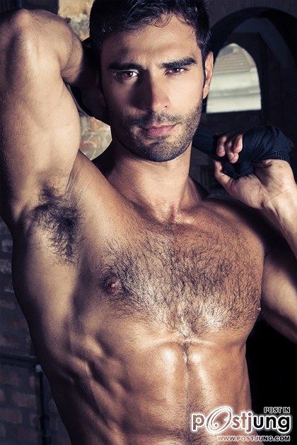 Rodiney Santiago for Revista Junior