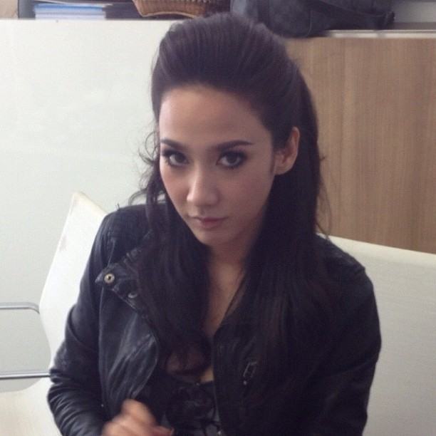 อั้ม พัชราภา นางเอกที่สวย รวย แซ่บ No.1 จริงๆ