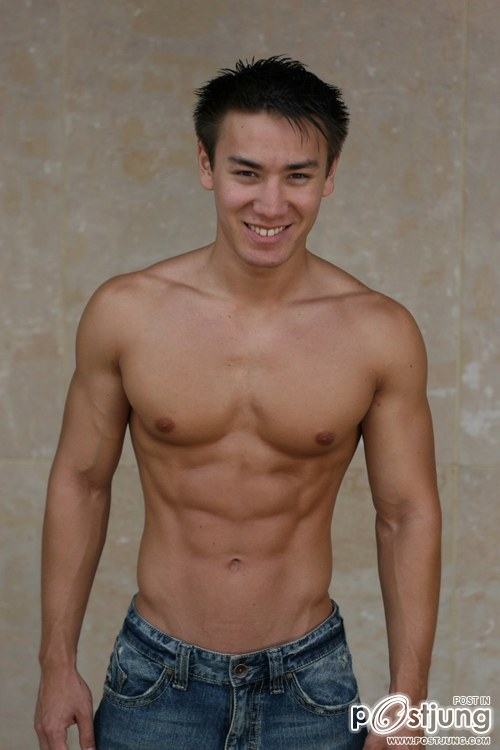 ถอดโชว์เรือนร่าง 152