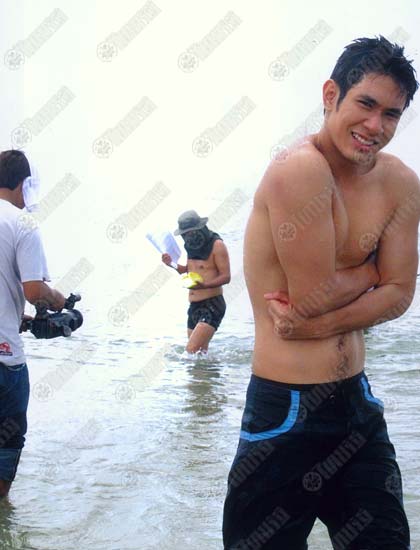 อ๋อม อรรคพันธ์  ใหญ่มาก