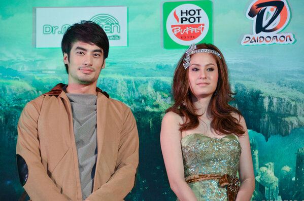 บอย ปกรณ์ กับ ขวัญ อุษามณี ในงานเปิดตัวภาพยนตร์ แจ๊คผู้สยบยักษ์ Jack the Giant Slayer