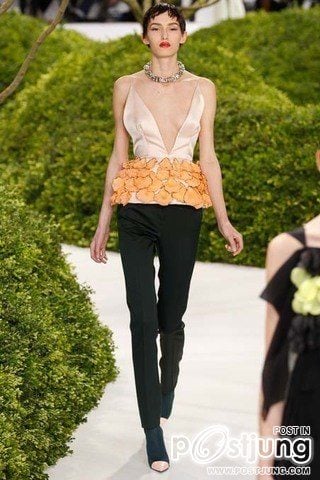 CHRISTIAN DIOR COTURE Spring/Summer 2013