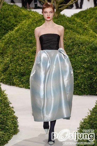 CHRISTIAN DIOR COTURE Spring/Summer 2013