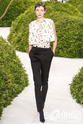 CHRISTIAN DIOR COTURE Spring/Summer 2013