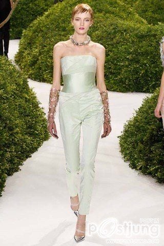 CHRISTIAN DIOR COTURE Spring/Summer 2013