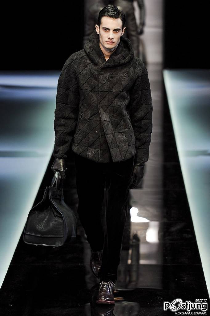 Giorgio Armani / Autumn/Winter 2013-14