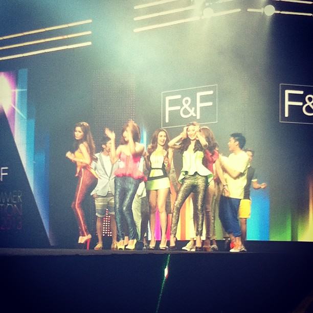 แช่บเวอร์ แฟชั่น นิสต้า f&f  สนั่น บนรันเวย์ ปู พลอย แพนเค้ก