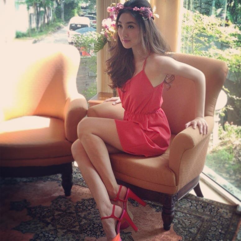 แฟชั่นสวยๆ งามๆ จาก "แพนเค้ก" นางเอกเบอร์ต้นๆ วิก 7 สี