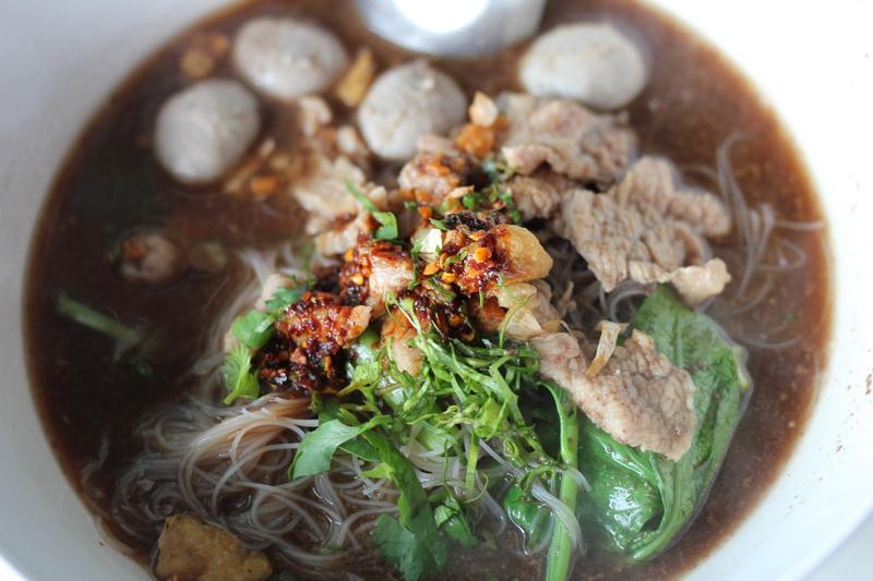 กินเส้นป่าว...