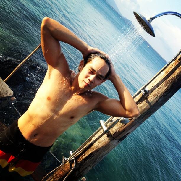 สุดสวีท! เจี๊ยบ ควง อาร์ ลั้ลลาที่เกาะเสม็ด