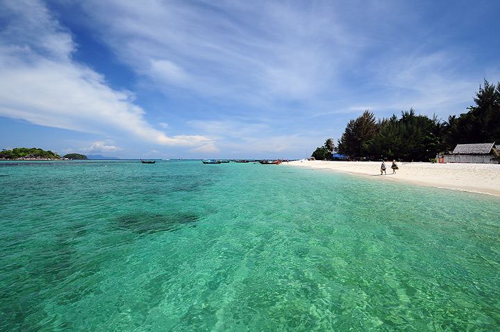 เกาะหลีเป๊ะ อาดัง ราวี ตะรุเตา สวรรค์กลางทะเลอันดามัน