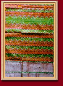 ชมพู่ อารยา งามสง่าในชุดผ้าถุงราชวงศ์ มันฑเลย์