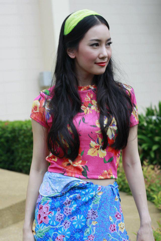 นุ่น วรนุช  กับชุดเป๊ะๆ