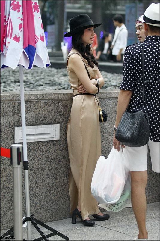 นุ่น วรนุช  กับชุดเป๊ะๆ