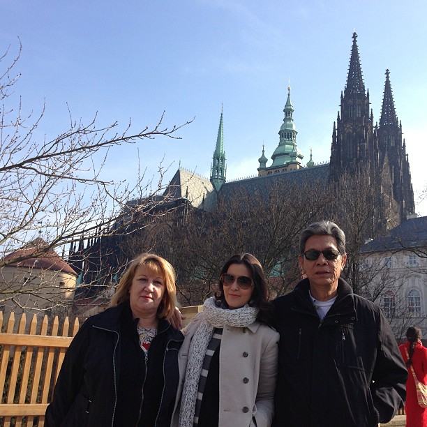 ธัญญ่า ควงแขนพ่อแม่ เที่ยวชมความงามในยุโรป