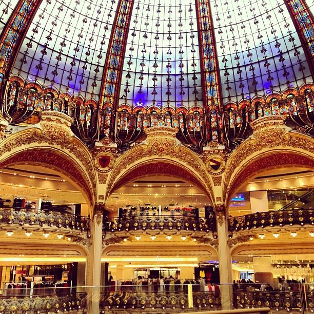 วันสุดท้ายใน "กรุงปารีส " ของเจ้าแม่แฟชั่น ชมพู่ อารยา