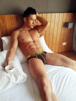 ถอดโชว์เรือนร่าง 188