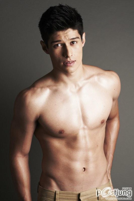 ถอดโชว์เรือนร่าง 188