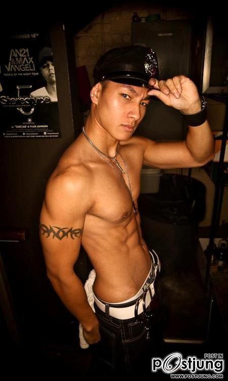 ถอดโชว์เรือนร่าง 192