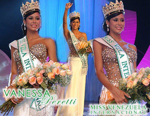 สุดยอด ตระการตา ชุดราตรี Miss Venezuela
