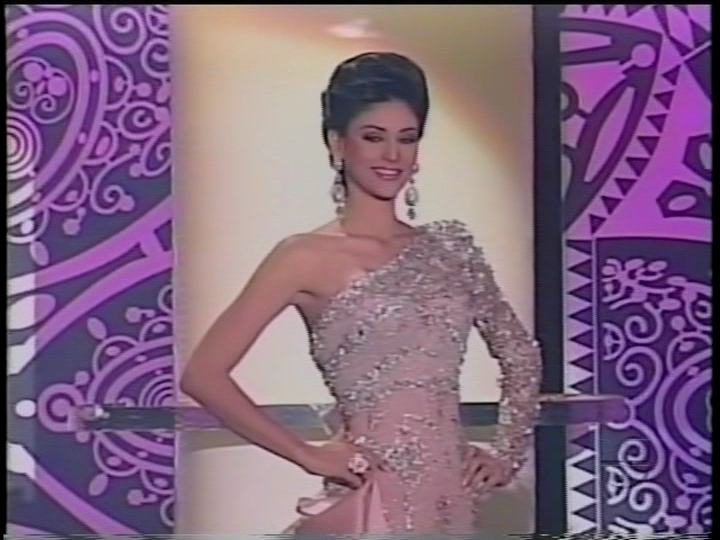 สุดยอด ตระการตา ชุดราตรี Miss Venezuela