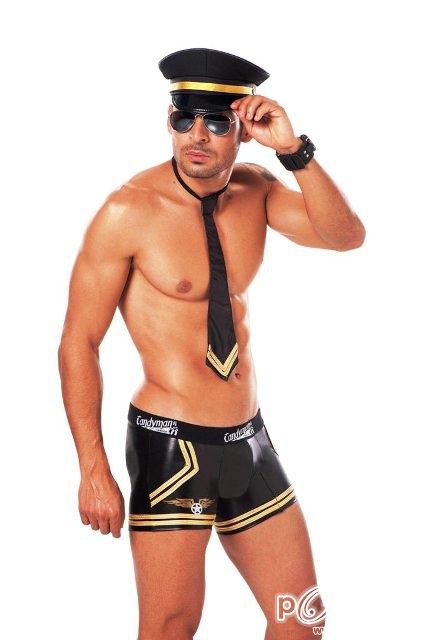 ชั้นในสีสันแซ่บๆ