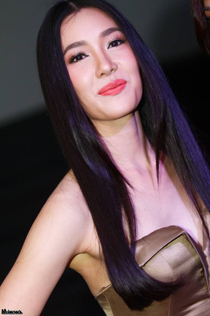 นุ่น วรนุช ดาราสาวที่ผมสวยที่สุด