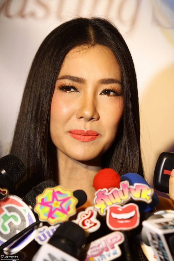 นุ่น วรนุช ดาราสาวที่ผมสวยที่สุด