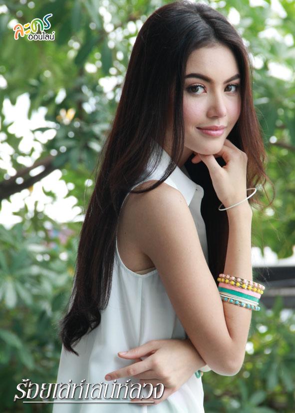 ใหม่ ดาวิกา