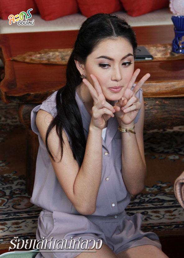 ใหม่ ดาวิกา