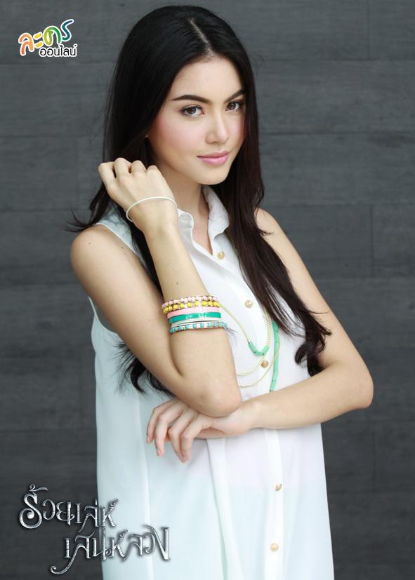 ใหม่ ดาวิกา