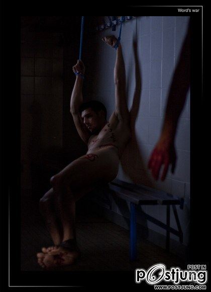 Word&rsquo;s War by Guillaume Deperrois : HQ images