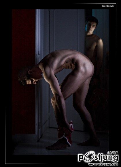 Word&rsquo;s War by Guillaume Deperrois : HQ images