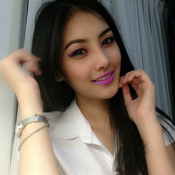 มายด์ วรัทยา รอง1 MUT2012(นางเอกใหม่ของคุณแดง)