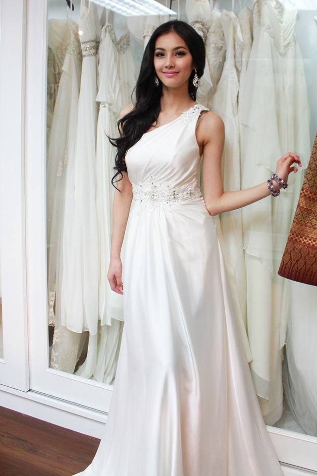 มายด์ วรัทยา รอง1 MUT2012(นางเอกใหม่ของคุณแดง)