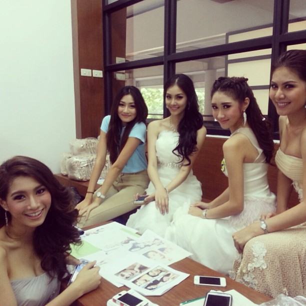 มายด์ วรัทยา รอง1 MUT2012(นางเอกใหม่ของคุณแดง)