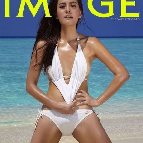 ว๊าว!'เจนี่'สลัดผ้าโชว์'บิกินี่'ท้าแดด'มัลดีฟส์'