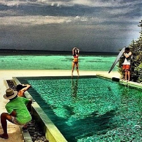 ว๊าว!'เจนี่'สลัดผ้าโชว์'บิกินี่'ท้าแดด'มัลดีฟส์'