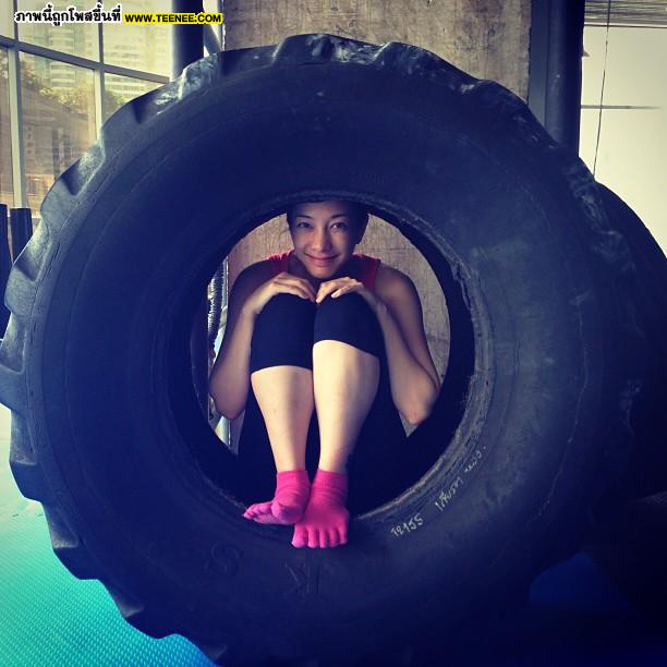 Pic : สวยหุ่นเฟิร์มกับ "แป้ง อรจิรา"