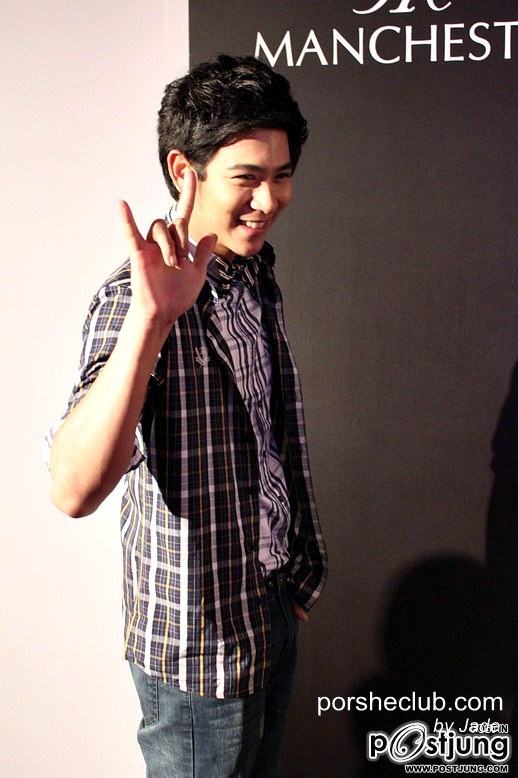 พอร์ซ...ใส่เสื้อลายได้ไฮโซมากๆ  บ่องต่ง