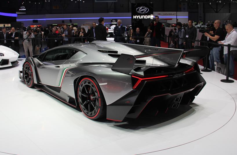 Lamborghini Veneno : ต้นแบบความแรง