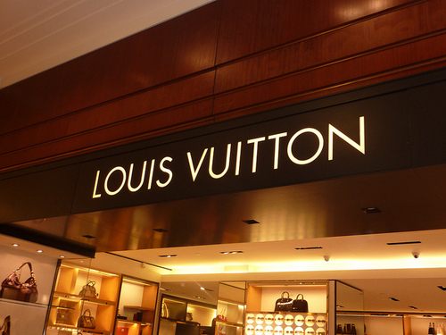 louis vuitton.....