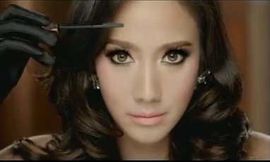 อั้มทำให้สาวนิวยอร์กตะลึง!!