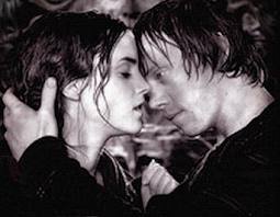 จูบแรกของรอนและเฮอร์ไมโอนี่