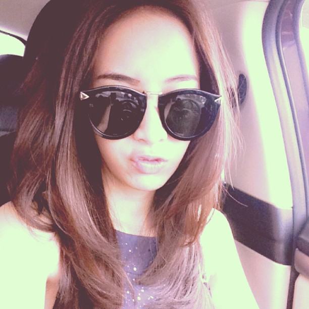 มิ้นท์ ณัฐวรา กับ เนย โชติกา ใครสวยกว่ากัน