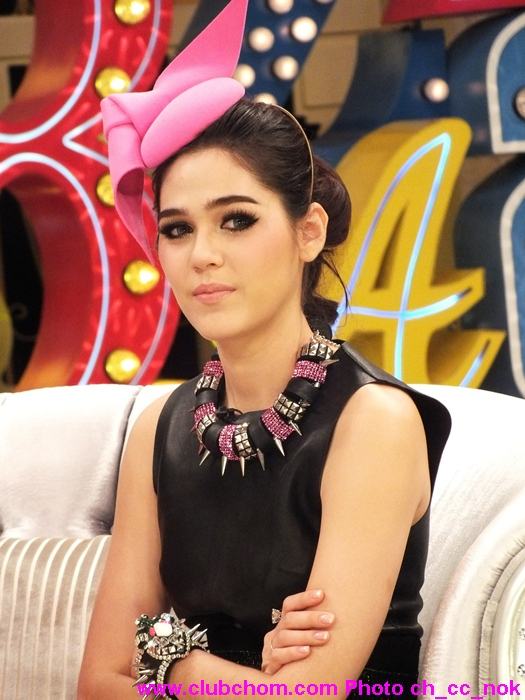 เจ้าแม่ แฟชั่น ชมพู่ อารยา@Update!เช็ตนี้สวยมาก