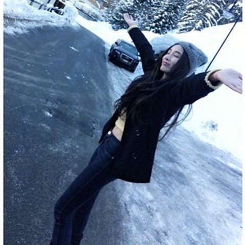 [Pic] อัพเดตสาวลักยิ่มสวย น้ำ ชลที