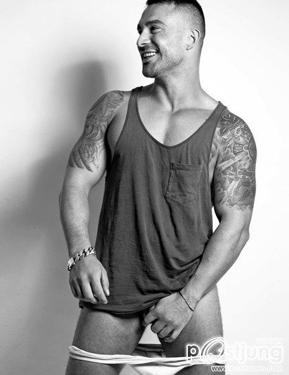 Valero Rioja for Chongo Magazine : HQ images