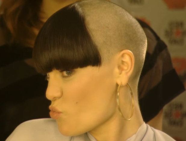 ช็อก!! วงการ !! " jessie j " โกนหัวโล้น